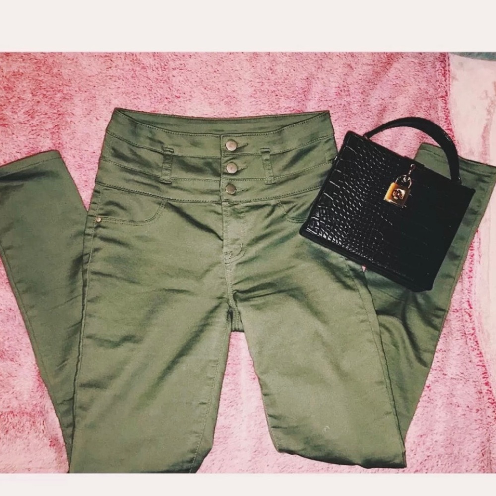High waist jeans